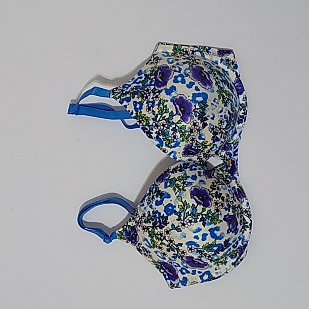 Victoria's Secret Plunge Bra